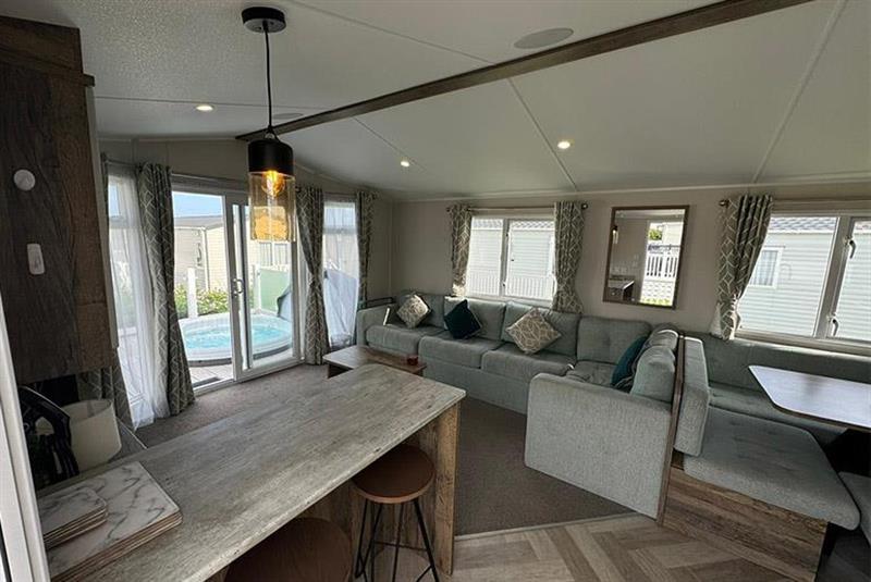Photo of Willerby Langbrook 004541