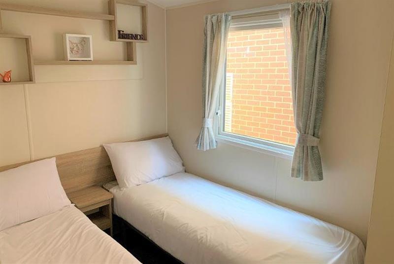 Photo of Willerby Lymington 001908