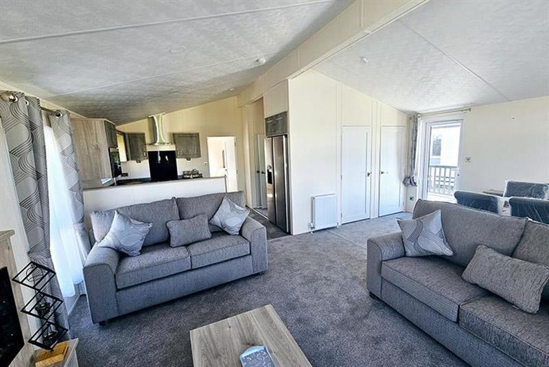Superior Lodge image