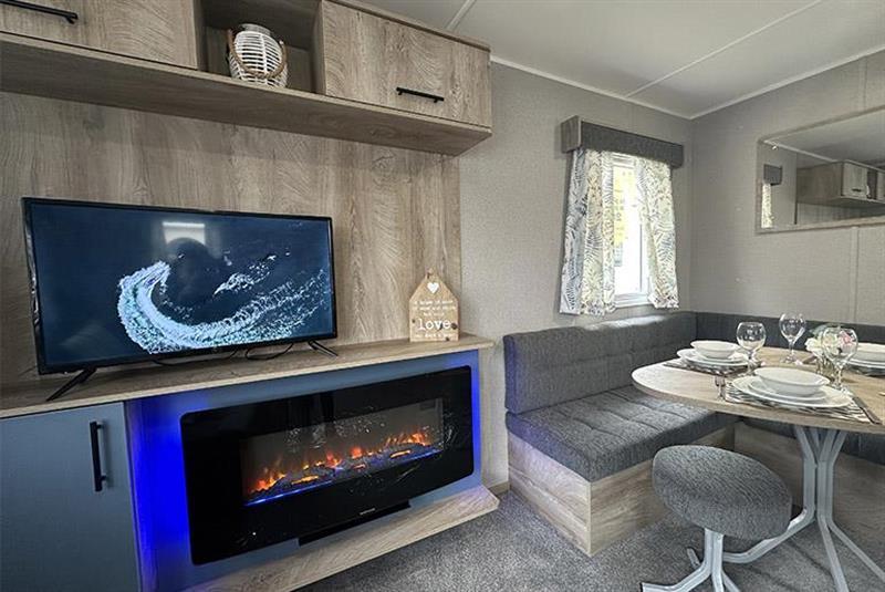 A.B.I Westland 007700 Accommodation in Tattershall